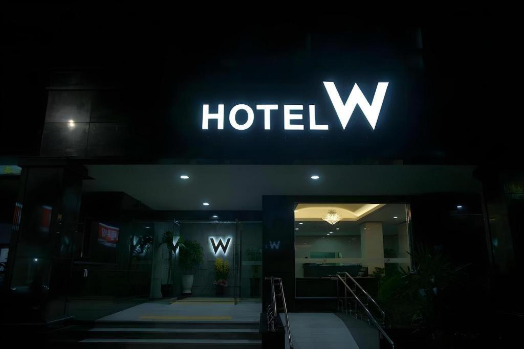 Hotel W Shinjeju Luaran gambar